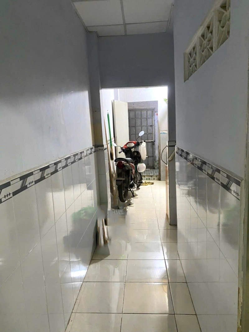 Bán Nhà 2 Tầng Hẻm Xe Hơi 62m2_4*15, 3PN Gần Chợ Hiệp Bình Hiệp Bình Chánh Thủ Đức Chỉ 4.6 tỷ Hiếm - Ảnh 2